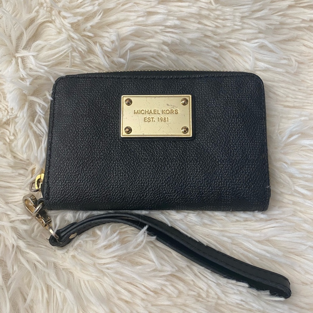Michael Kors Black Saffiano Clutch Wristlet